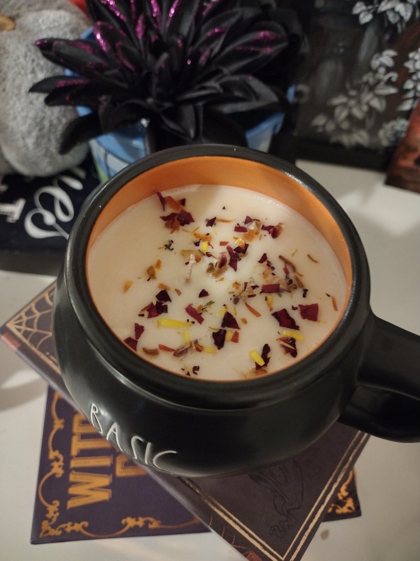 Basic Witch Cauldron Candle Mug