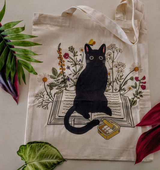 Garden Reader Black Cat Tote Bag